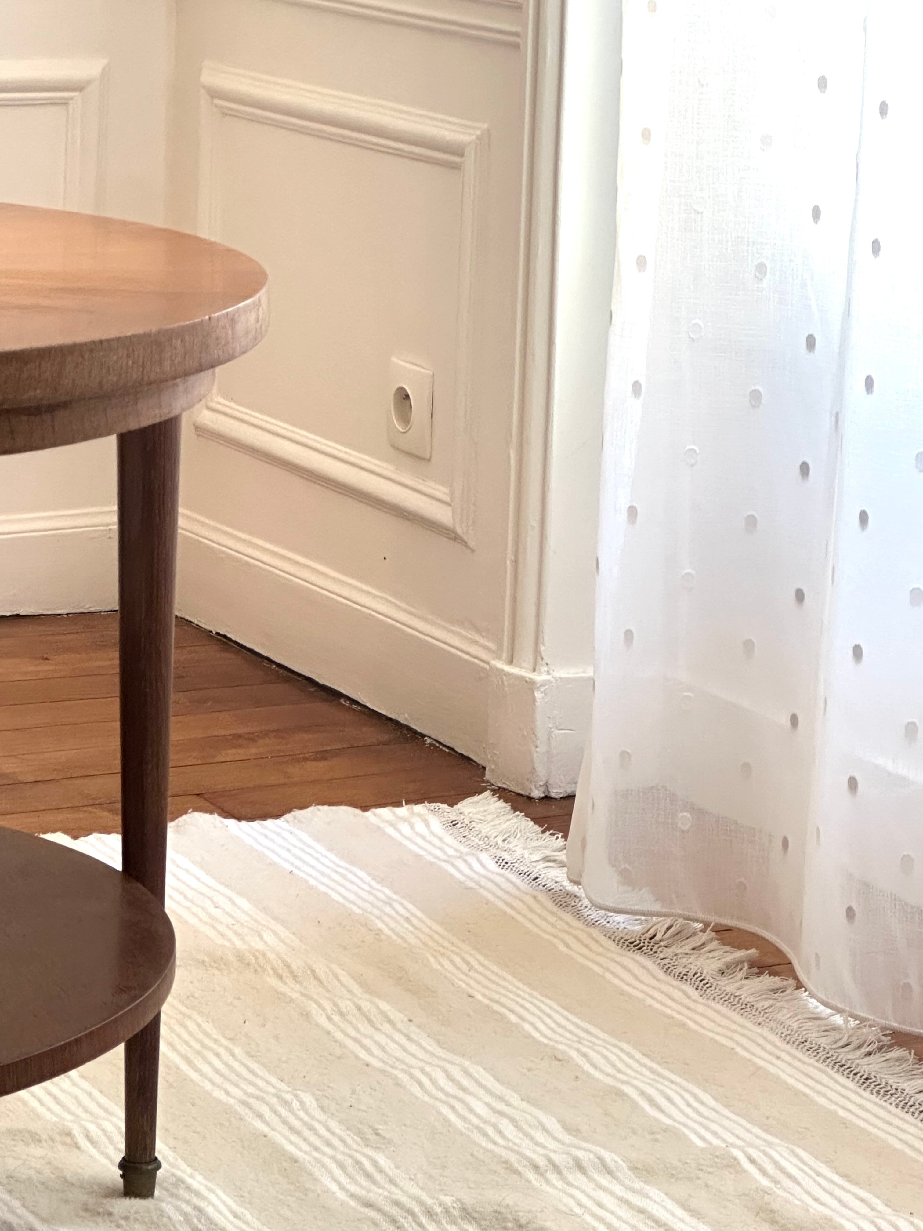 Table ronde scandinave