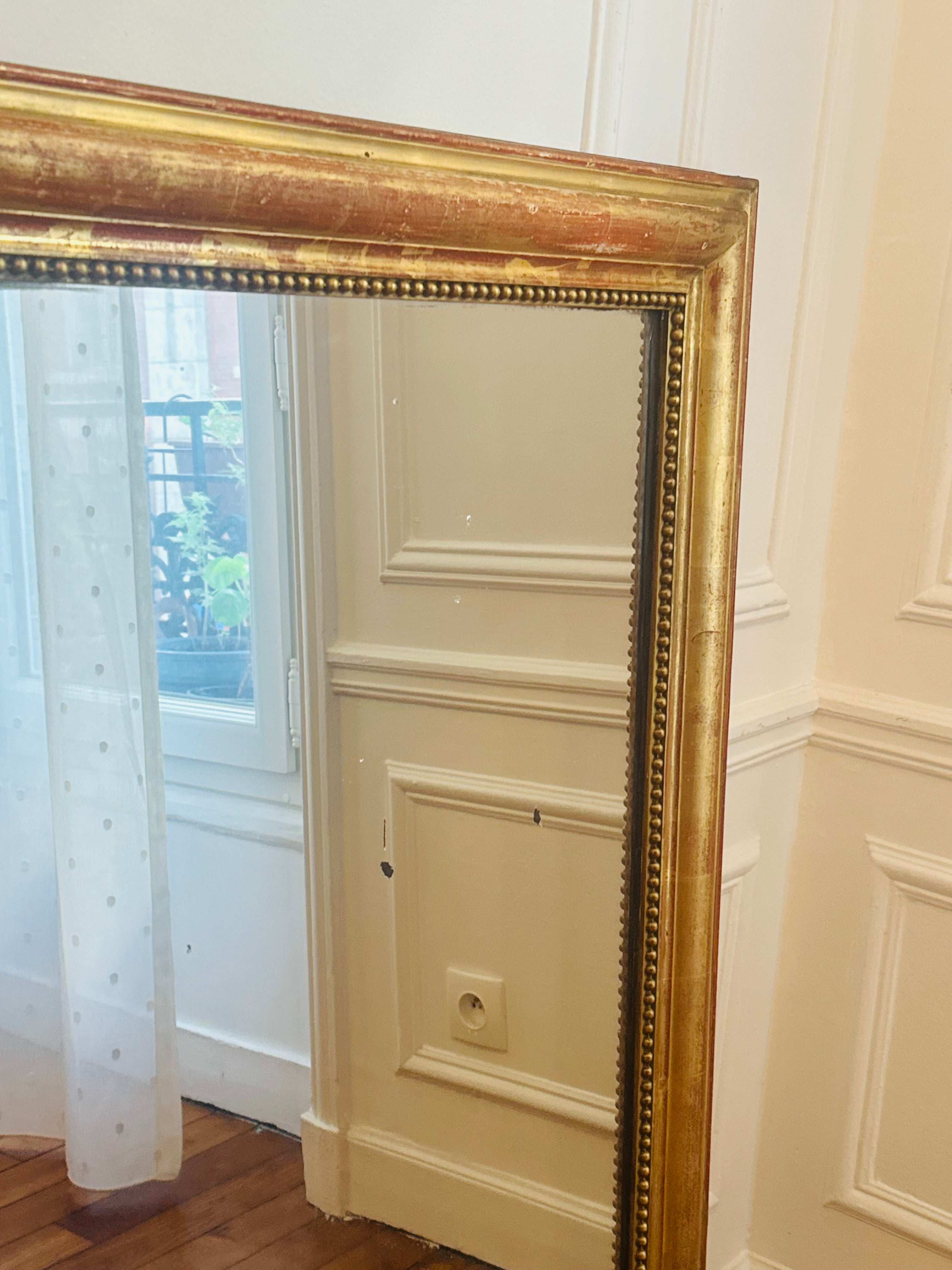 Miroir Louis XVI à la feuille d’or